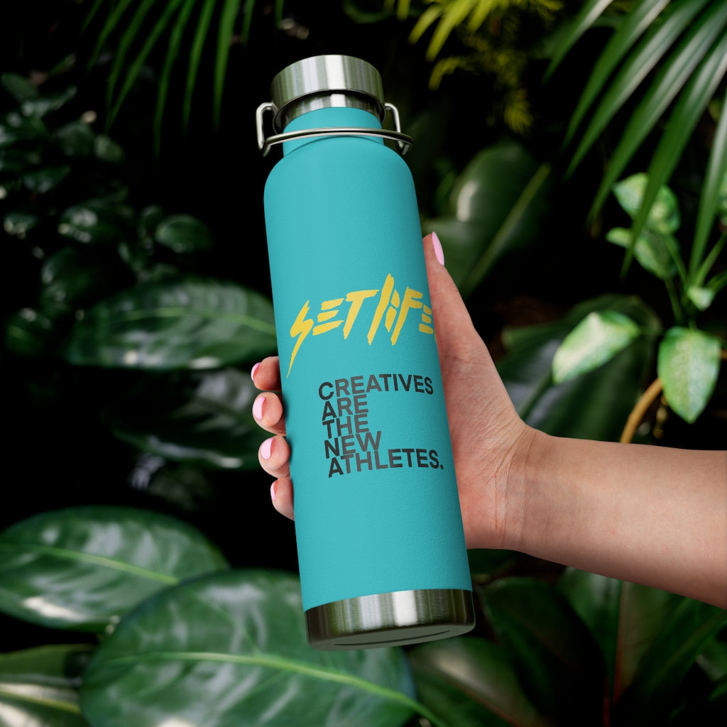 22oz Vacuum Insulated Bottle